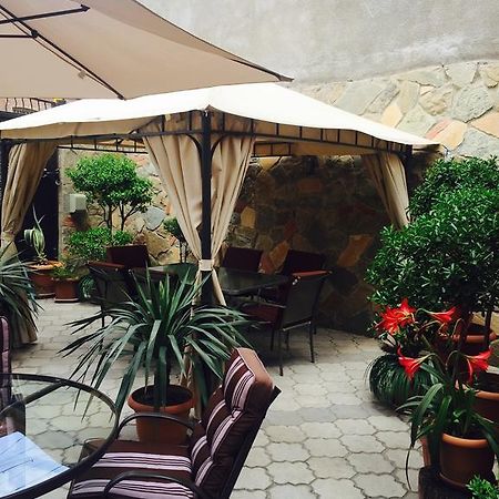 Hotel Majestic Tiflis Exterior foto