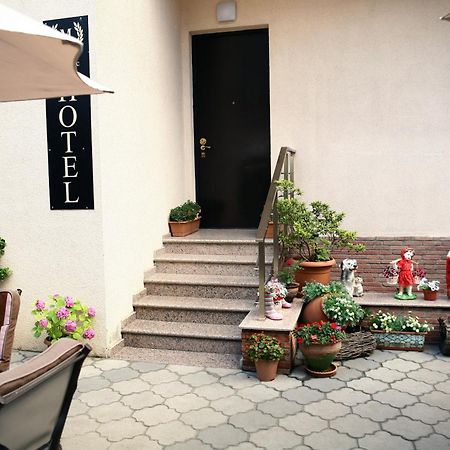 Hotel Majestic Tiflis Exterior foto