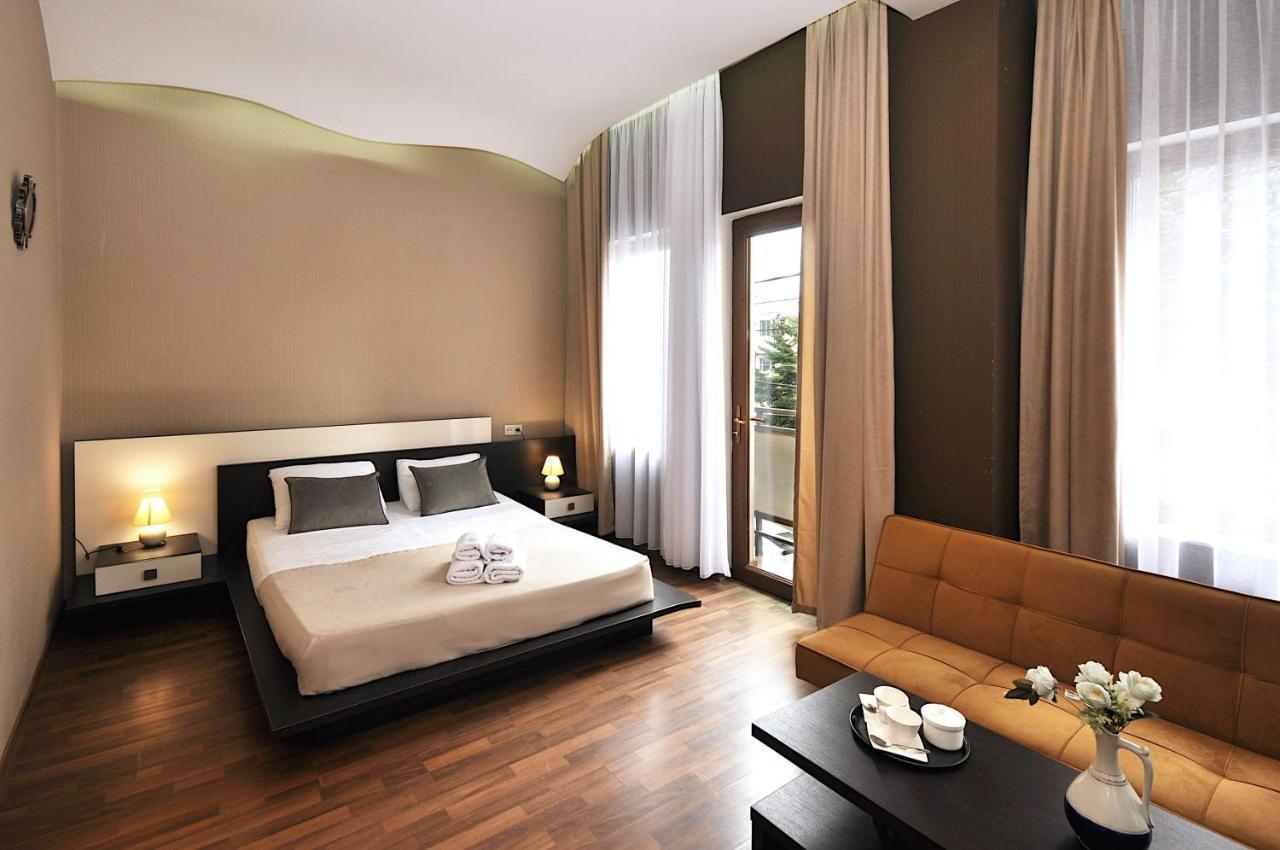 Hotel Majestic Tiflis Exterior foto