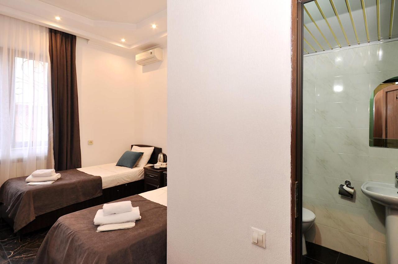 Hotel Majestic Tiflis Exterior foto