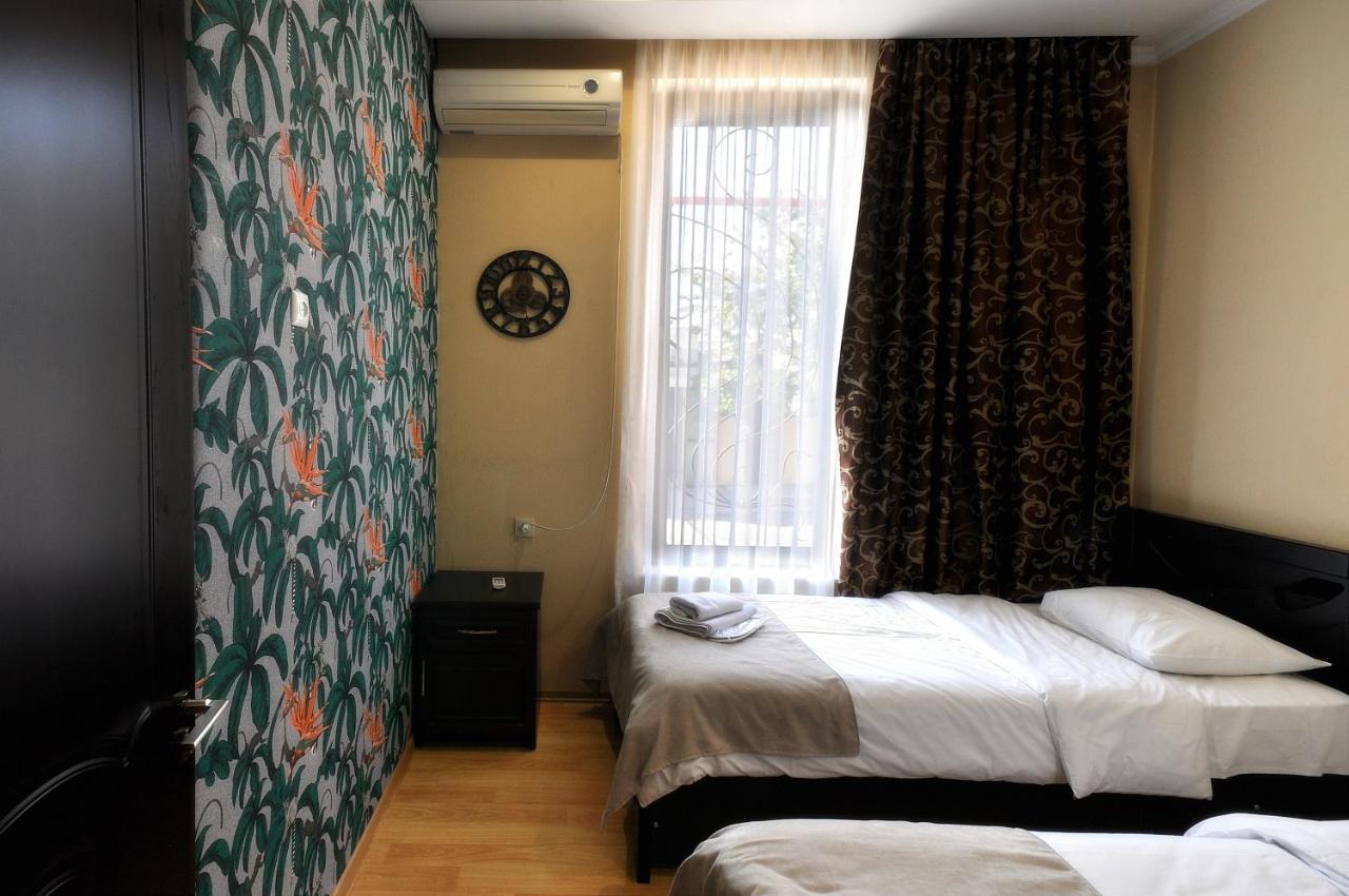 Hotel Majestic Tiflis Exterior foto