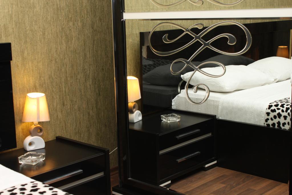 Hotel Majestic Tiflis Habitación foto
