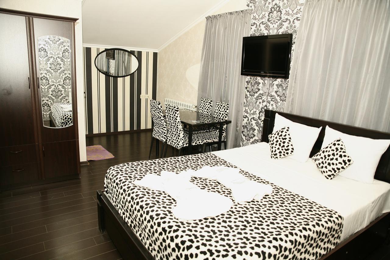 Hotel Majestic Tiflis Exterior foto